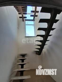 Дом 244м², 3-этажный, участок 7 сот.  