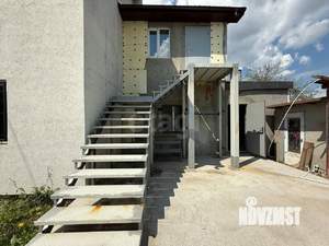 Дом 162м&sup2;, 2-этажный, участок 6 сот.  