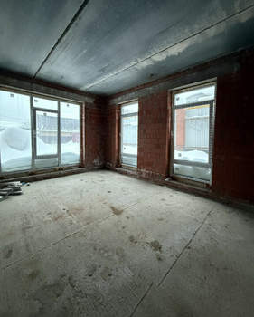 Дом 374м&sup2;, 3-этажный, участок 5 сот.  