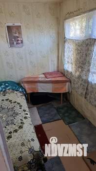 Дом 30м&sup2;, 2-этажный, участок 4 сот.  