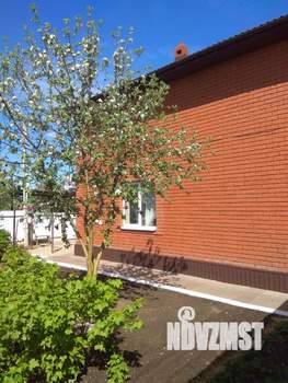 Дом 227м&sup2;, 2-этажный, участок 8 сот.  