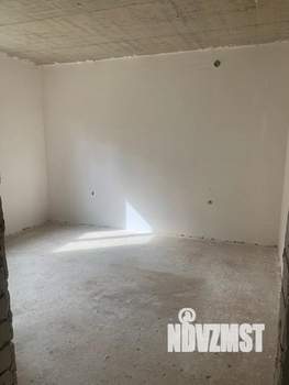 Дом 300м², 2-этажный, участок 8 сот.  