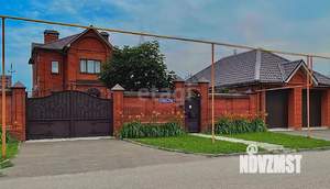 Дом 300м², 2-этажный, участок 15 сот.  