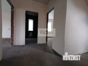 Дом 134м&sup2;, 2-этажный, участок 4 сот.  