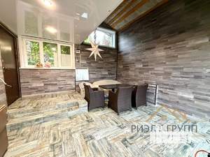 Дом 158м², 2-этажный, участок 10 сот.  