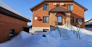 Дом 371м&sup2;, 3-этажный, участок 8 сот.  