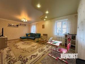 Коттедж 140м², 2-этажный, участок 5 сот.  