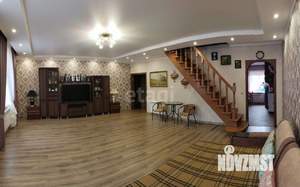 Дом 146м², 2-этажный, участок 8 сот.  