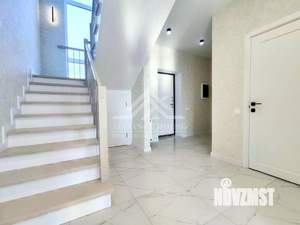 Дом 150м², 2-этажный, участок 5 сот.  