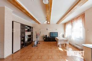 Дом 201м², 2-этажный, участок 10 сот.  