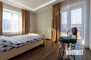 Дом 244м², 2-этажный, участок 10 сот.  