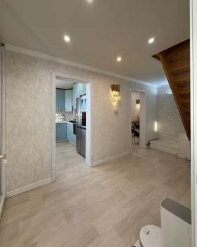 Дом 89м&sup2;, 2-этажный, участок 8 сот.  