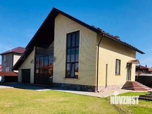 Дом 188м&sup2;, 2-этажный, участок 6 сот.  