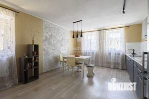 Дом 160м², 2-этажный, участок 6 сот.  