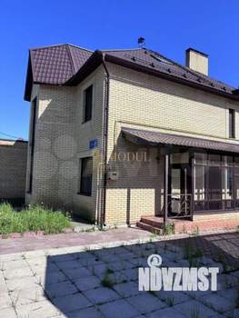 Дом 350м&sup2;, 3-этажный, участок 7 сот.  