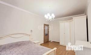 Дом 301м², 3-этажный, участок 7 сот.  