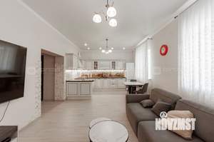 Дом 130м&sup2;, 2-этажный, участок 5 сот.  