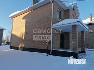 Коттедж 141м², 2-этажный, участок 5 сот.  