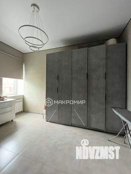 Дом 218м&sup2;, 2-этажный, участок 5 сот.  