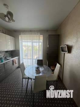 Дом 120м², 2-этажный, участок 3 сот.  