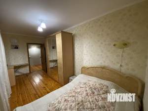 Коттедж 239м&sup2;, 2-этажный, участок 10 сот.  