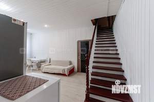 Дом 242м², 2-этажный, участок 8 сот.  