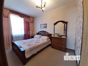 Дом 230м², 2-этажный, участок 8 сот.  