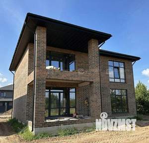 Дом 198м², 2-этажный, участок 6 сот.  