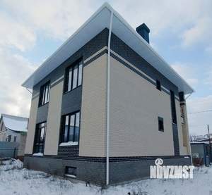 Коттедж 240м&sup2;, 2-этажный, участок 6 сот.  