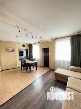 Дом 125м&sup2;, 2-этажный, участок 9 сот.  