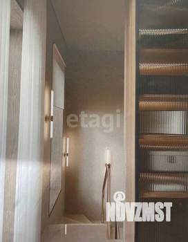 Дом 426м&sup2;, 2-этажный, участок 7 сот.  