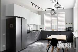 Дом 170м², 2-этажный, участок 6 сот.  