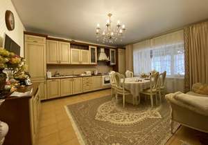 Дом 124м², 3-этажный, участок 1 сот.  