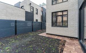 Дом 192м², 2-этажный, участок 0 сот.  