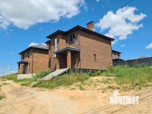 Коттедж 130м², 2-этажный, участок 6 сот.  