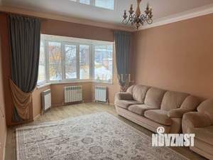 Дом 220м&sup2;, 2-этажный, участок 5 сот.  