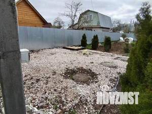 Дом 50м&sup2;, 2-этажный, участок 5 сот.  