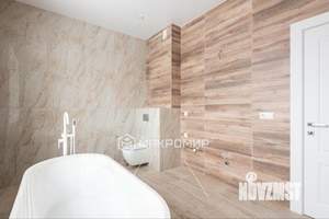 Дом 153м&sup2;, 2-этажный, участок 5 сот.  