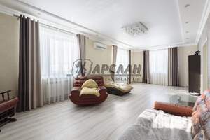 Коттедж 268м&sup2;, 3-этажный, участок 5 сот.  