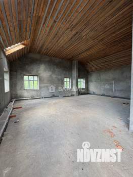 Дом 565м&sup2;, 3-этажный, участок 8 сот.  