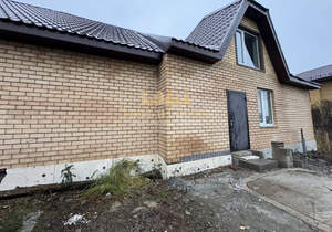 Дом 260м², 2-этажный, участок 4 сот.  