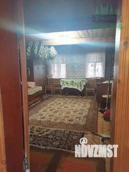 Дом 50м&sup2;, 2-этажный, участок 8 сот.  