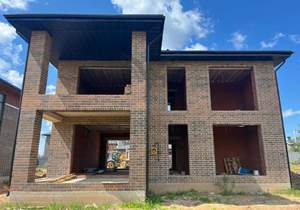 Дом 180м&sup2;, 2-этажный, участок 6 сот.  