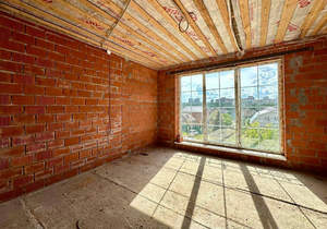 Дом 160м&sup2;, 2-этажный, участок 5 сот.  