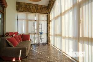 Дом 286м², 2-этажный, участок 15 сот.  