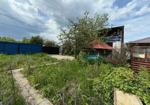 Дом 40м&sup2;, 2-этажный, участок 4 сот.  