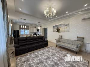 Дом 240м&sup2;, 2-этажный, участок 9 сот.  