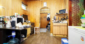 Дом 112м&sup2;, 2-этажный, участок 6 сот.  