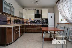 Дом 120м&sup2;, 2-этажный, участок 6 сот.  