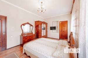 Дом 385м², 2-этажный, участок 7 сот.  